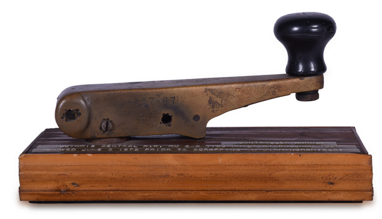 8228 - Illinois Central MU Controller Handle from Car 1183 thumbnail