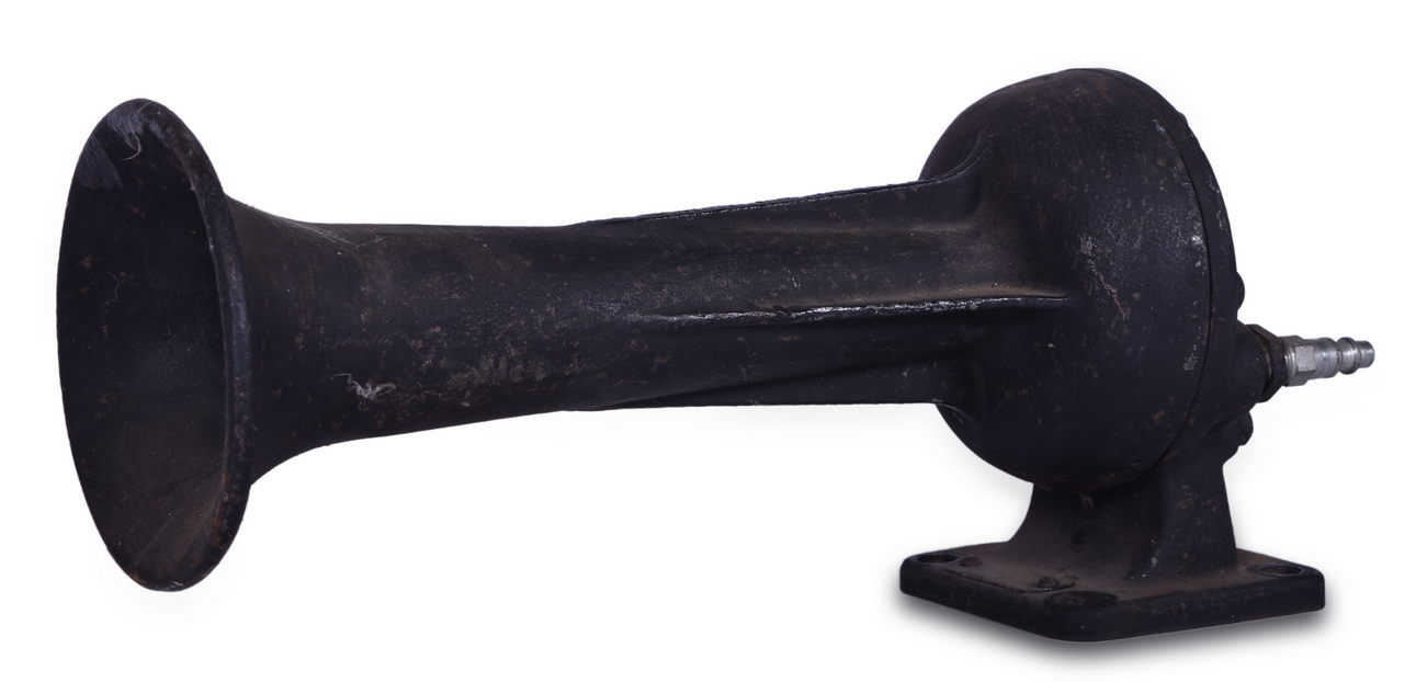 8264 - Wabco / Westinghouse B6 Short Cast Locomotive Horn thumbnail