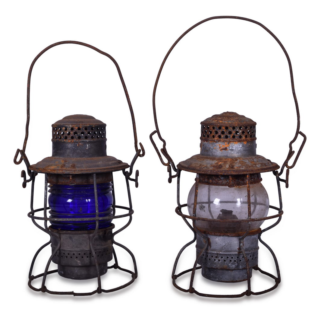 8282 - Pair of Adams & Westlake Pennsylvania Railroad Kero lanterns thumbnail