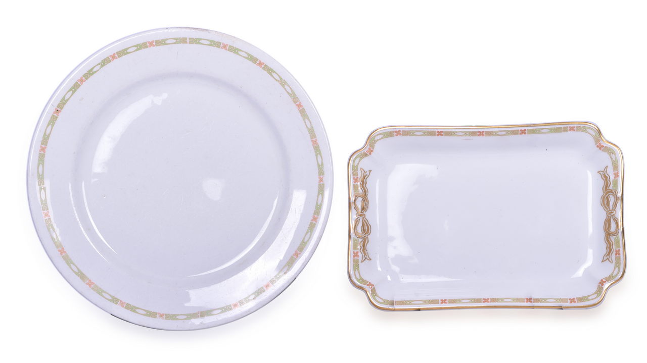 8361 - New York Central Railroad Vanderbilt Bow Tie Platter and Dinner Plate thumbnail