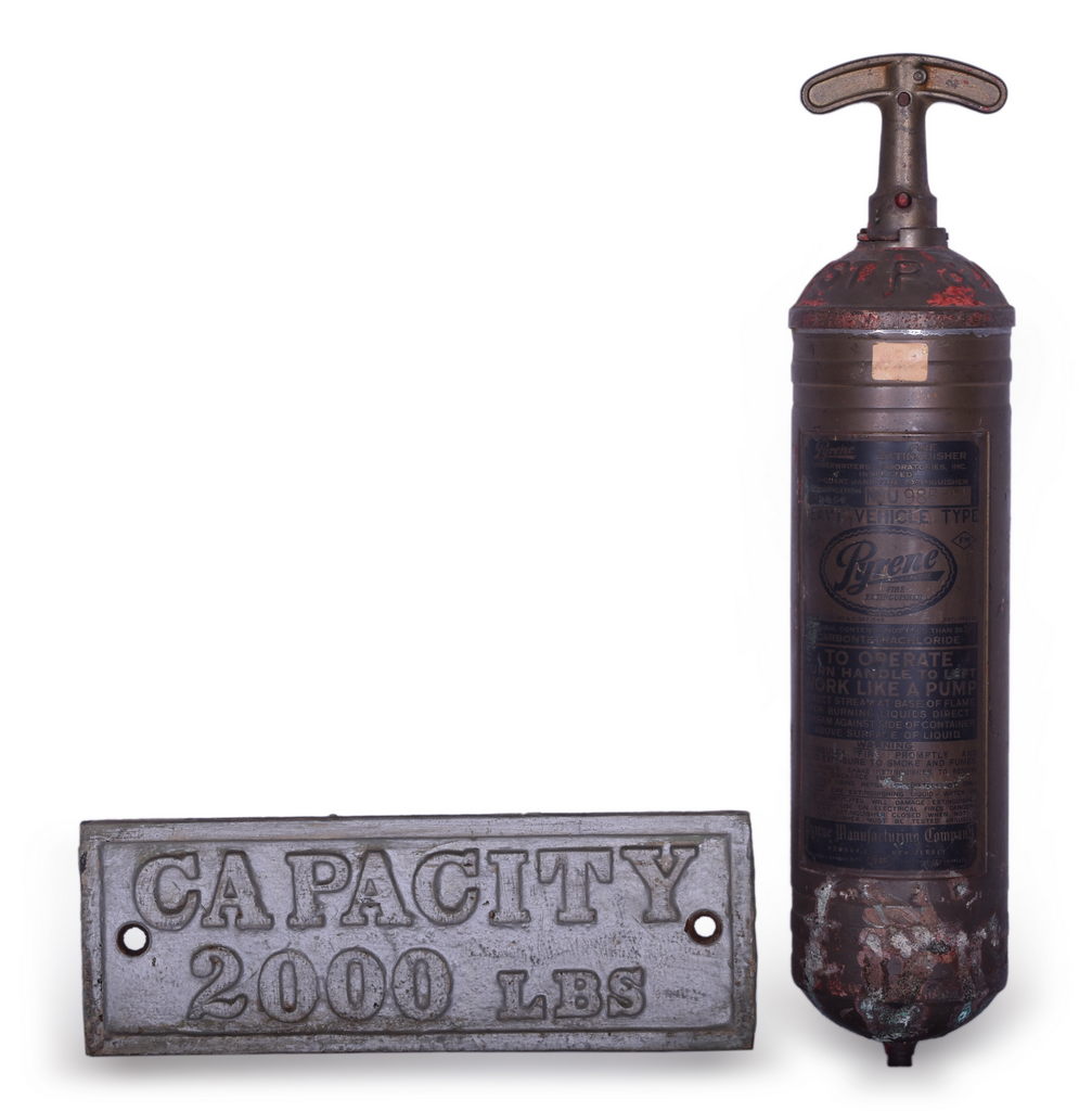 8364 - Milwaukee Road Railroad Brass Pyrene Fire Extinguisher and Cast Iron Capacity Plate thumbnail