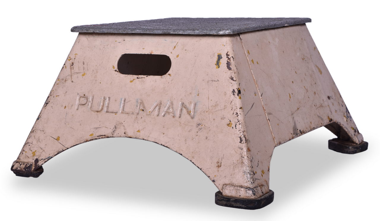 8466 - Pullman Stamped Passenger Car Step Box thumbnail
