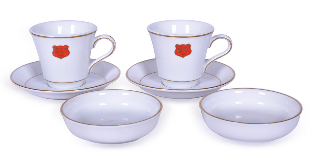 8537 - Six Pieces of Wisconsin Central Limited Railroad China - Teacups, Saucers, and Small Bowls thumbnail