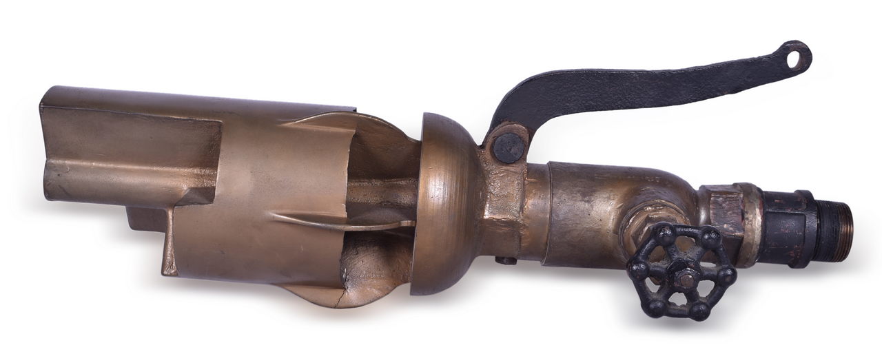 8556 - Brass Five Chime Step Top Steam locomotive Whistle thumbnail