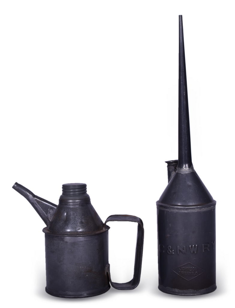 8600 - Two Pieces of Chicago & North Western Railway Tin Ware - Oil Can and Kerosene Can thumbnail