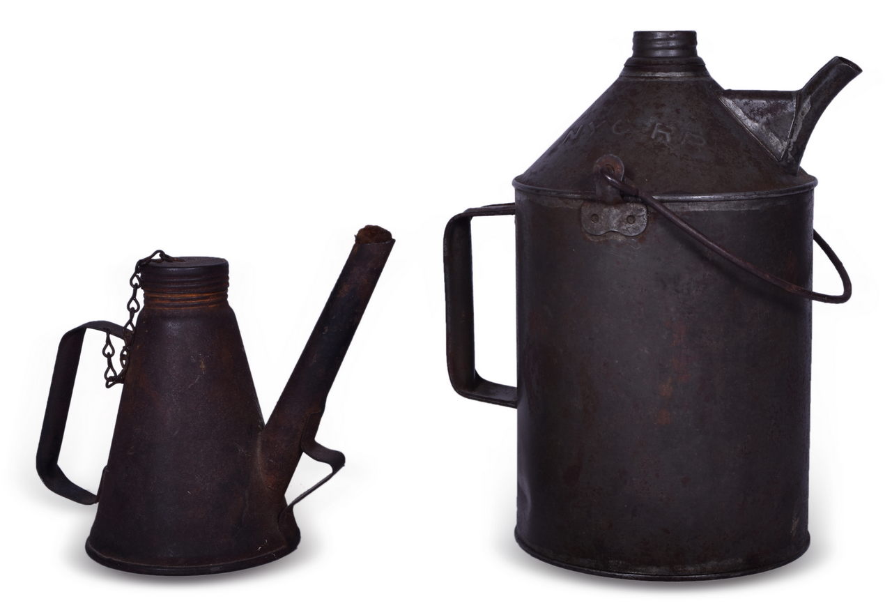 8636 - New York Central Railroad Kerosene Canister and Reading Railroad Johnson Locomotive Hand Torch thumbnail