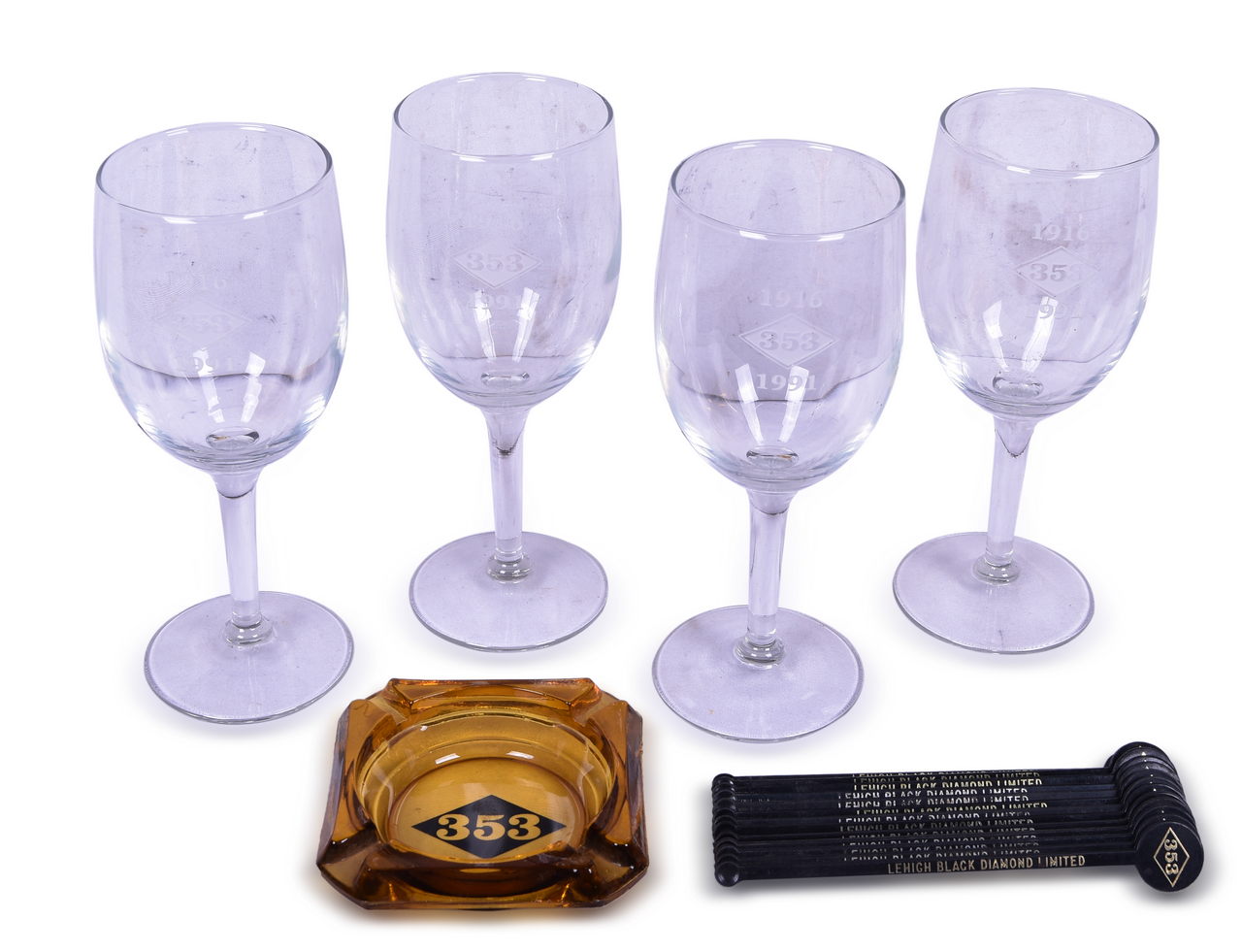 1023 - Lehigh Valley Railroad #353 Black Diamond Dining Car Wine Glasses, Stir Sticks, and Ash Tray thumbnail