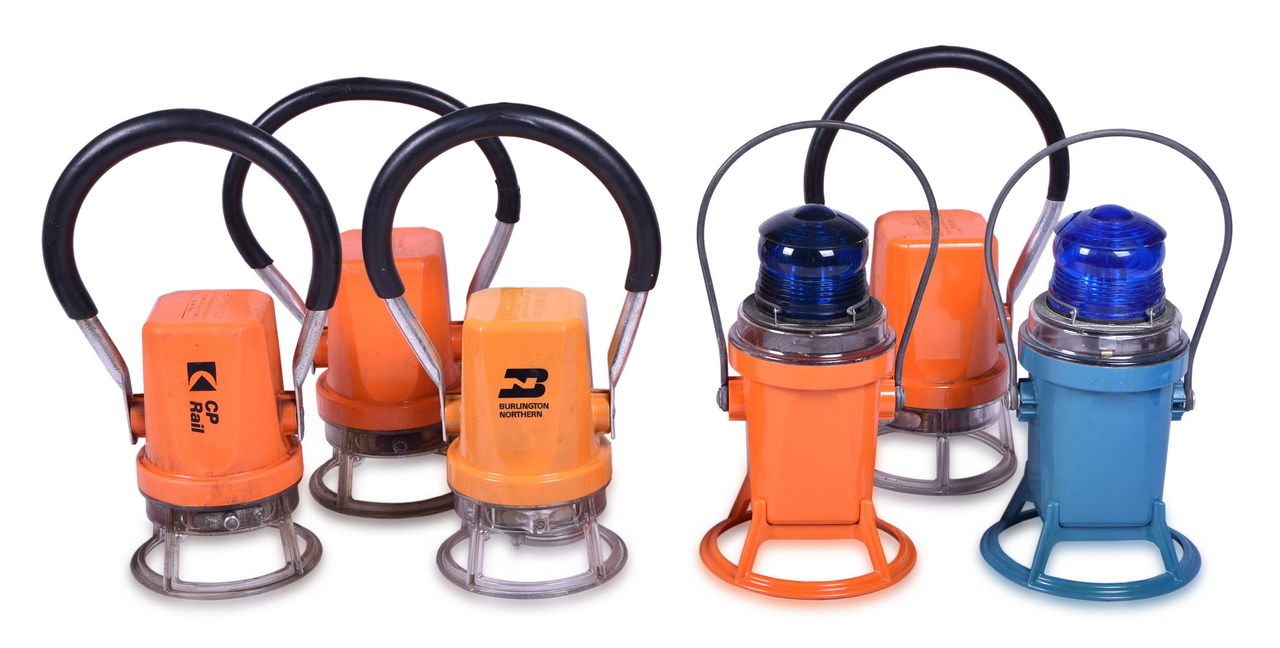 1113 - Group Of Six Battery Powered Starlight Railroad Hand Lanterns - Burlington Northern, CP Rail, And Unmarked thumbnail