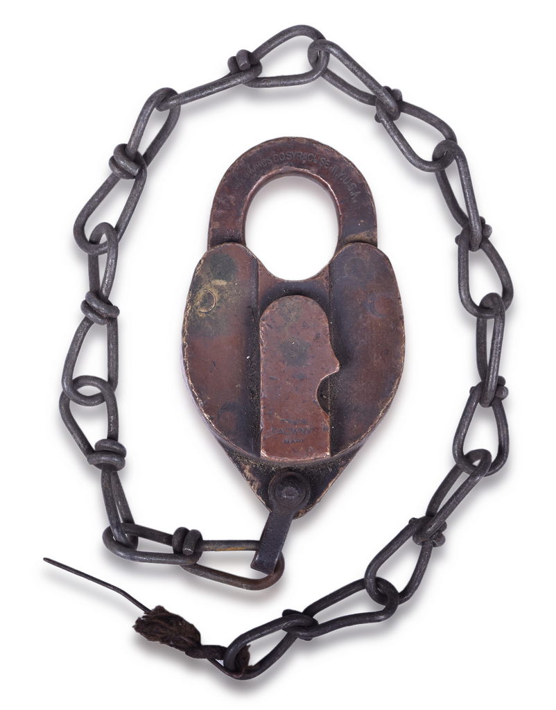 1170 - Dayton Union Railway - J.M. Edwards Brass Heart Shaped Lock thumbnail