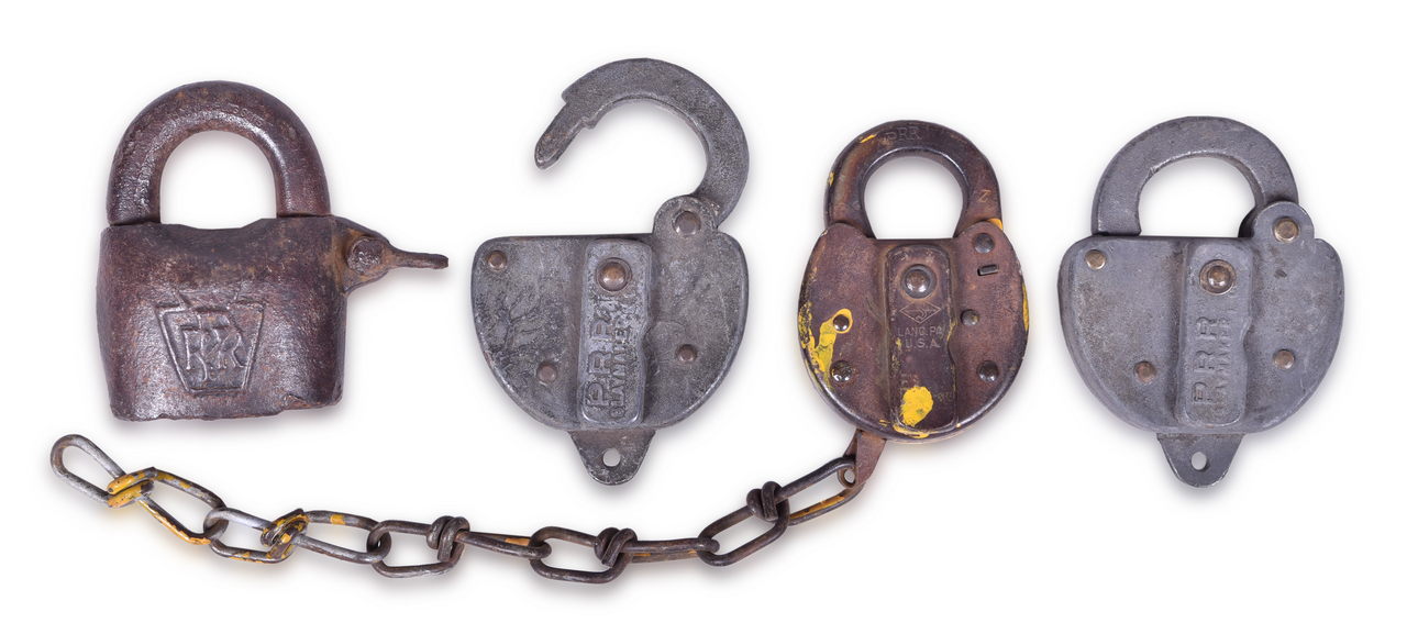 1184 - Four Pennsylvania Railroad Steel Locks - Fields and Slaymaker thumbnail