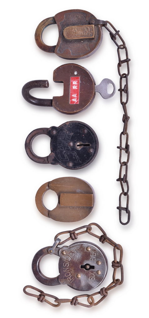 1220 - Five Smaller Brass and Steel Locks - Pancake Brass Cast 