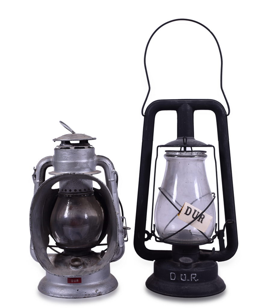 1252 - Pair of Detroit United Railway Tubular Lanterns - Buhl Conquest and Dietz Ideal Inspector Lamp thumbnail