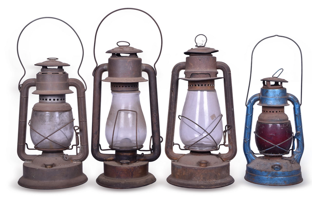 1270 - Group of Four Dietz and Rayo Tubular Lanterns thumbnail