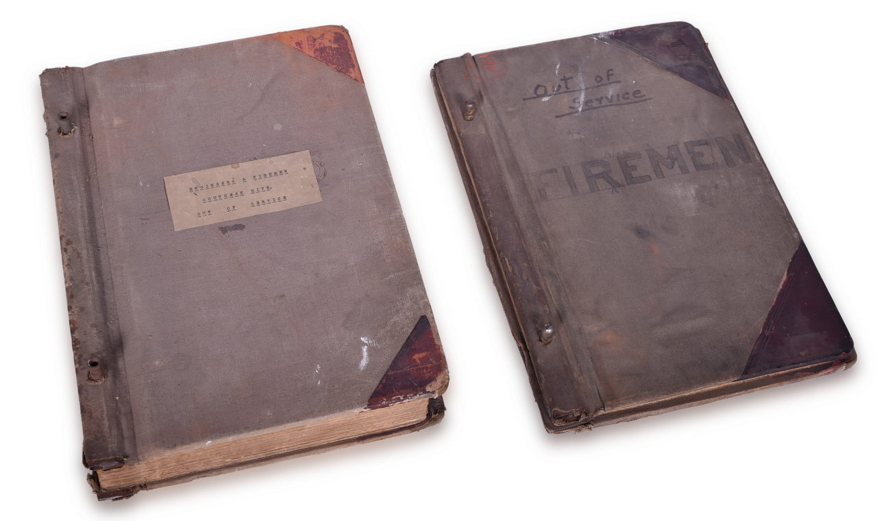 1424 - Pair of Chicago, Indianapolis & Louisville / Monon Out of Service Fireman and Engineer Books thumbnail