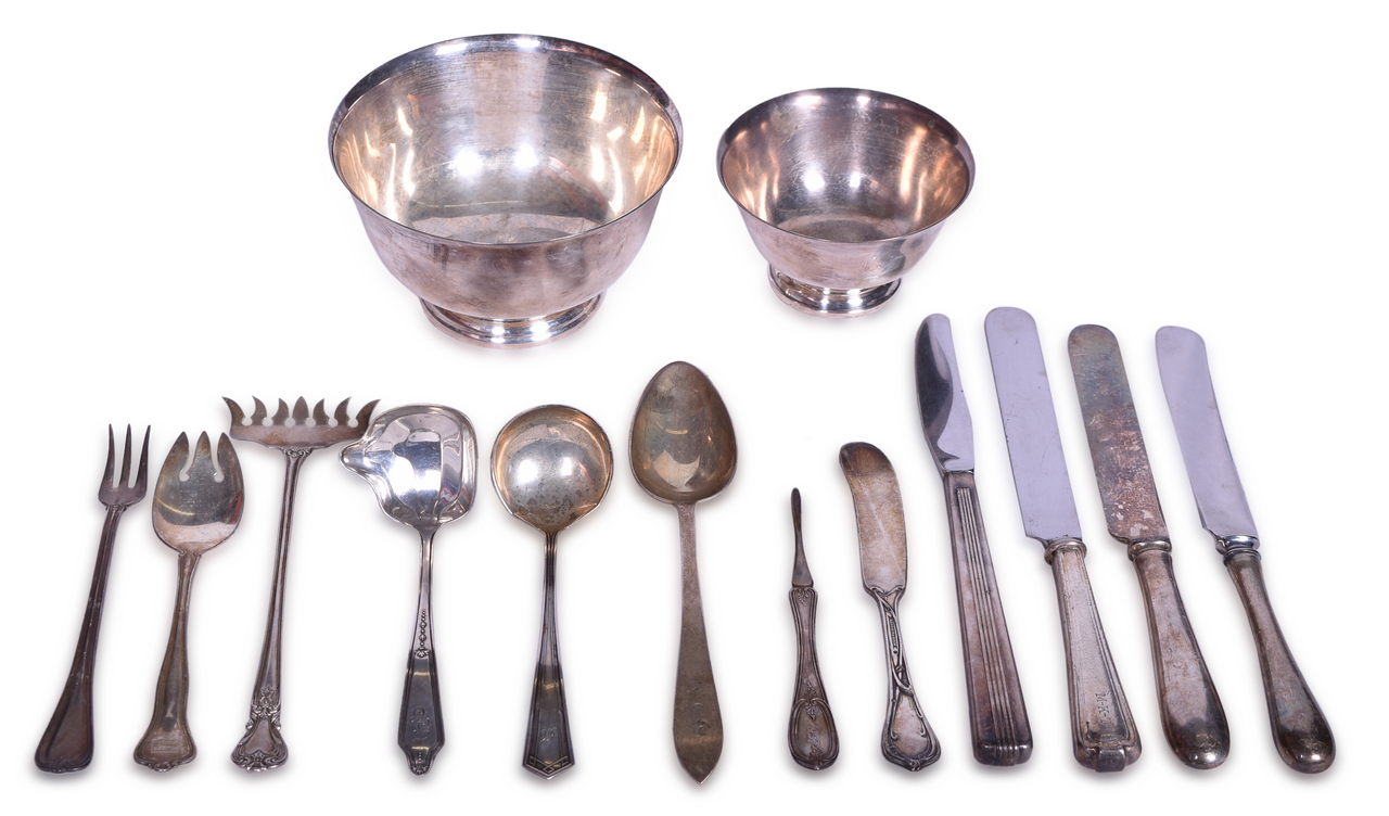 1469 - Fourteen Pieces Railroad Dining Car Silver Flatware and Pedestal Bowls - KCS, MKT, Paul Revere, Queen Crescent Route, and More thumbnail