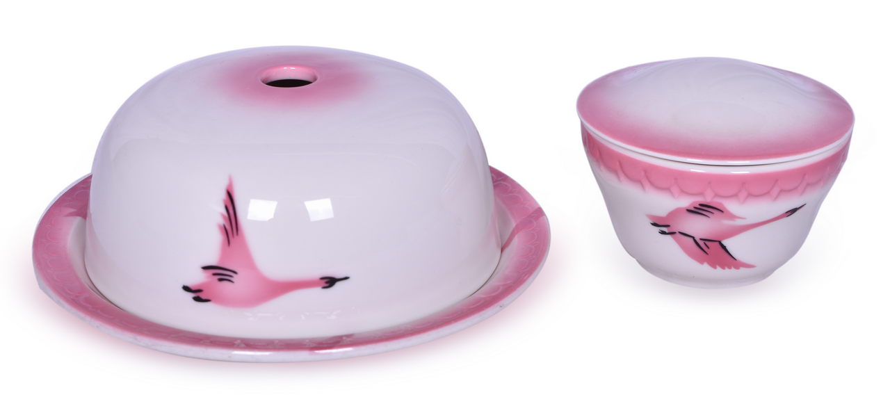 1489 - Four Pieces of Milwaukee Road Dining Car China Traveler Hot Food Cover, Lunch Plate, Bouillon Lid, and Bouillon Cup thumbnail