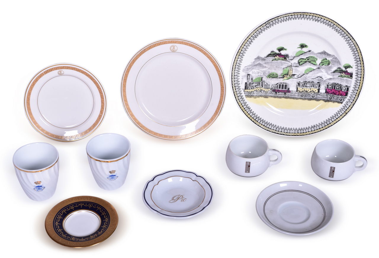 1435 - Ten Pieces of Assorted Railroad China - Florida East Coast Hotels, CGT French Line SS Normandie, Aynsley Georgian Cobalt, Hotel Ritz Madrid, and Portland Pottery Railway thumbnail