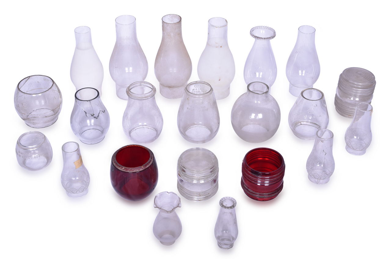2036 - 22 Lantern and Lamp Globes - Corning No. 3, red Fresnel globe, Dietz Comet, and Dietz Junior, etc. thumbnail