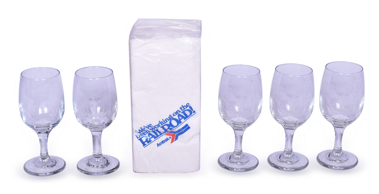 2183 - Five Amtrak Railroad Coast Starlight Stemmed Wine Drinking Glasses and Package of Napkins thumbnail