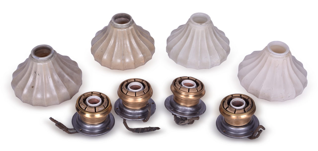 2228 - Group of Four Pullman / Railroad Passenger Car Ceiling Lamps thumbnail