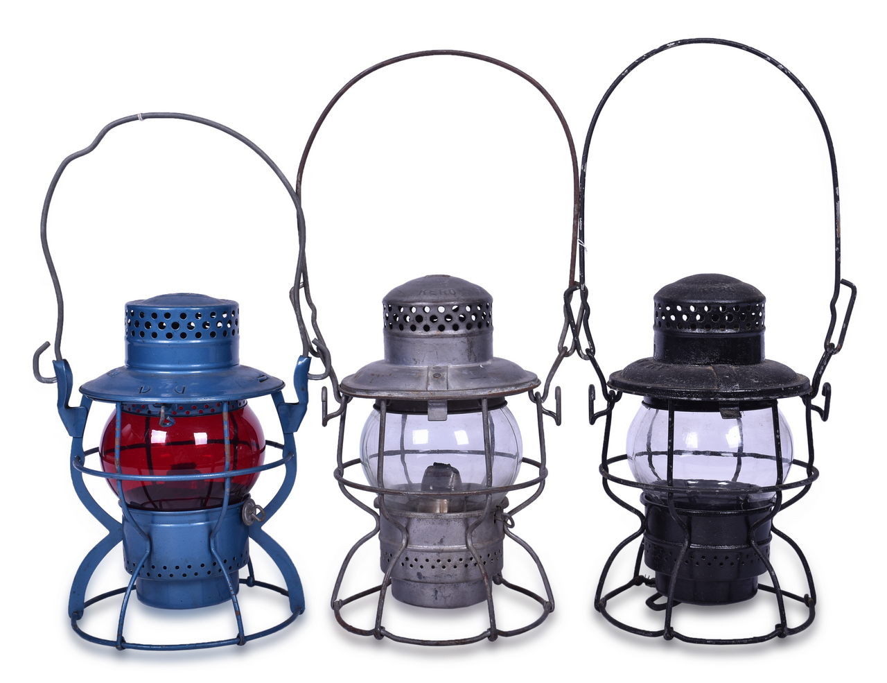 2244 - Three Railroad Lanterns - Gulf Mobile and Ohio, Penn Central, Southern thumbnail