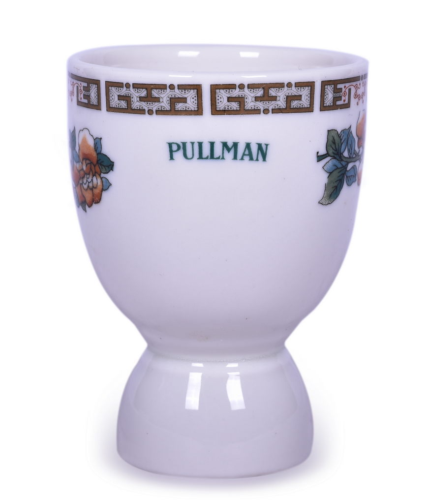 2267 - Pullman Railroad China Indian Tree Pedestal Egg Cup thumbnail