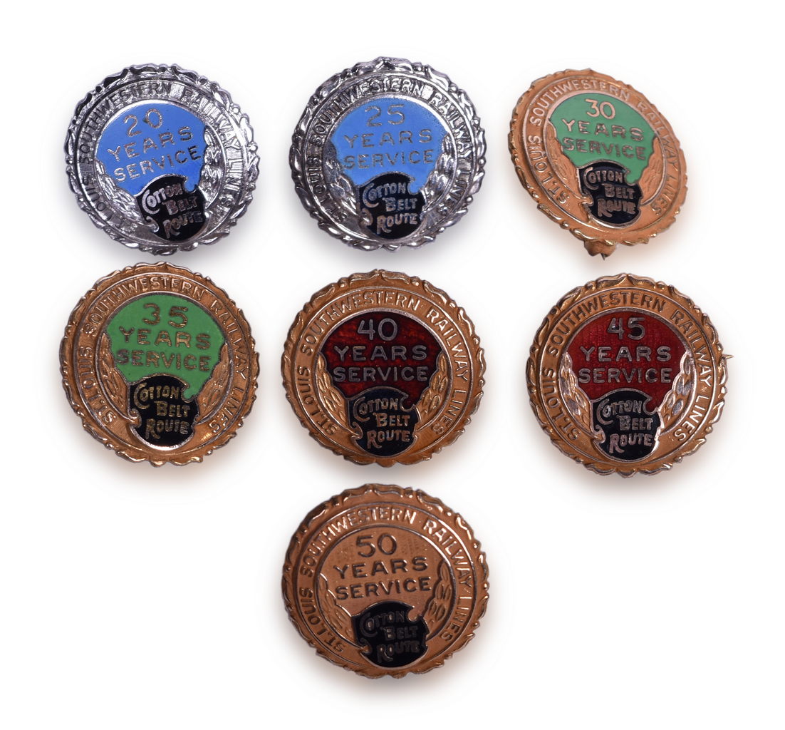 2276 - Seven Cotton Belt Railroad Employee Service Pins - , 25, 30, 35, 40, 45, and 50 Years thumbnail