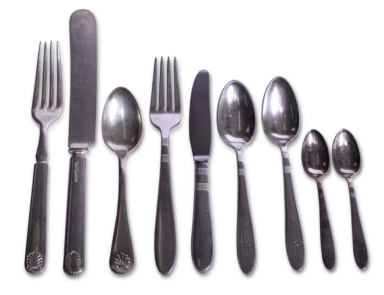 2285 - Nine Pieces of Union Pacific Railroad Flatware - Zephyr and Shell Spoons, Forks, and Knives thumbnail