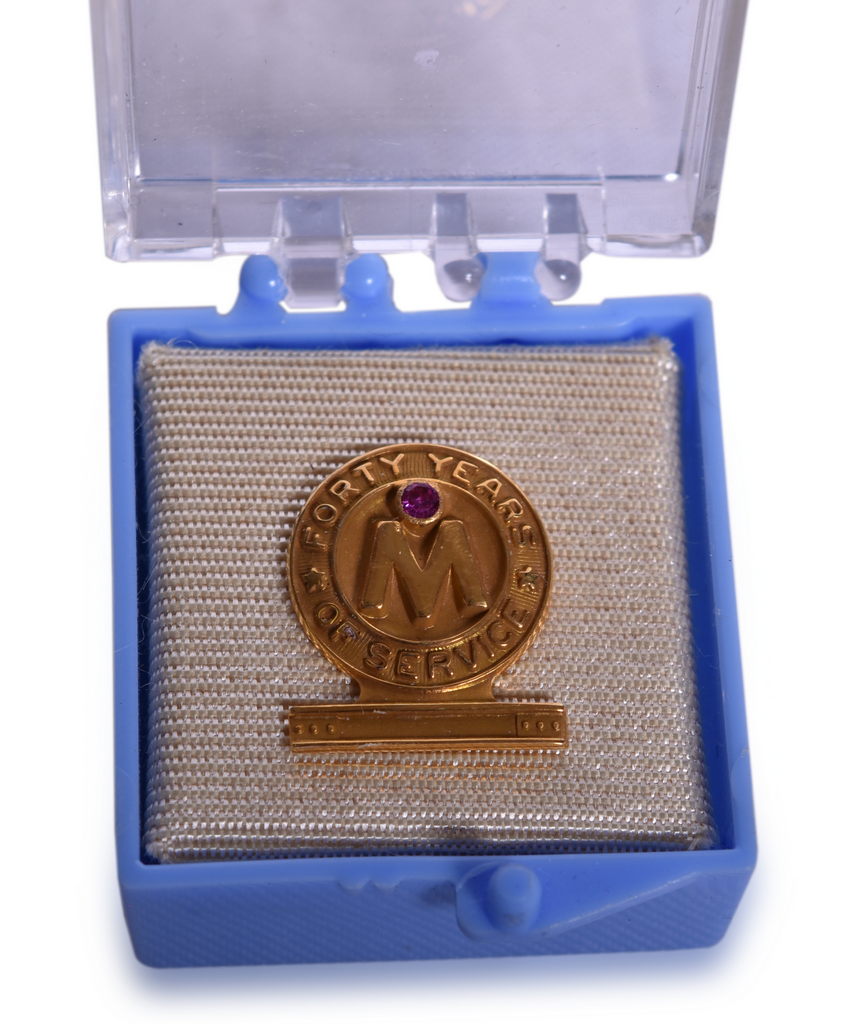 2424 - Monon 40 Year Employee Service Pin thumbnail