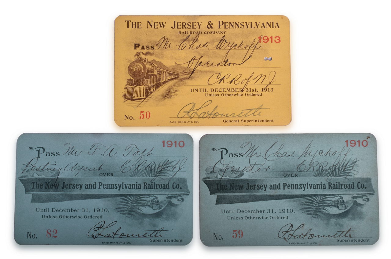 2545 - Three New Jersey & Pennsylvania Railroad Annual Passes - 1910 and 1913 thumbnail