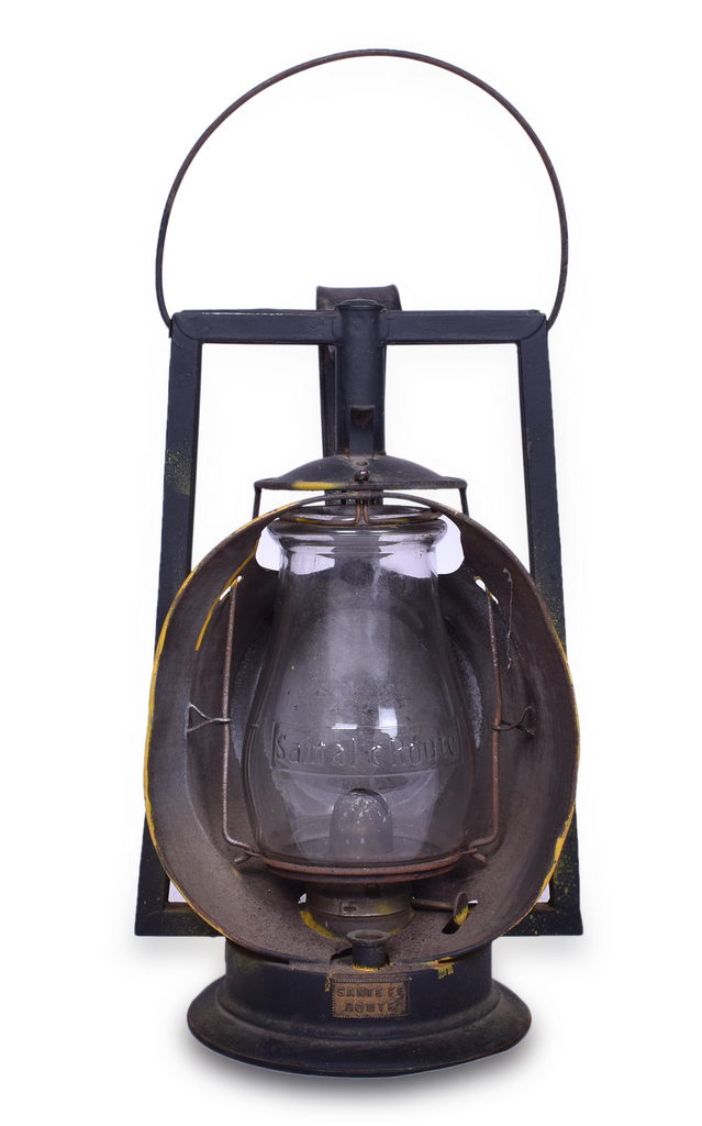 2576 - Dietz Atchison, Topeka and Santa Fe Railway Inspection Lamp w/ Clear Cast Santa Fe Route Globe thumbnail