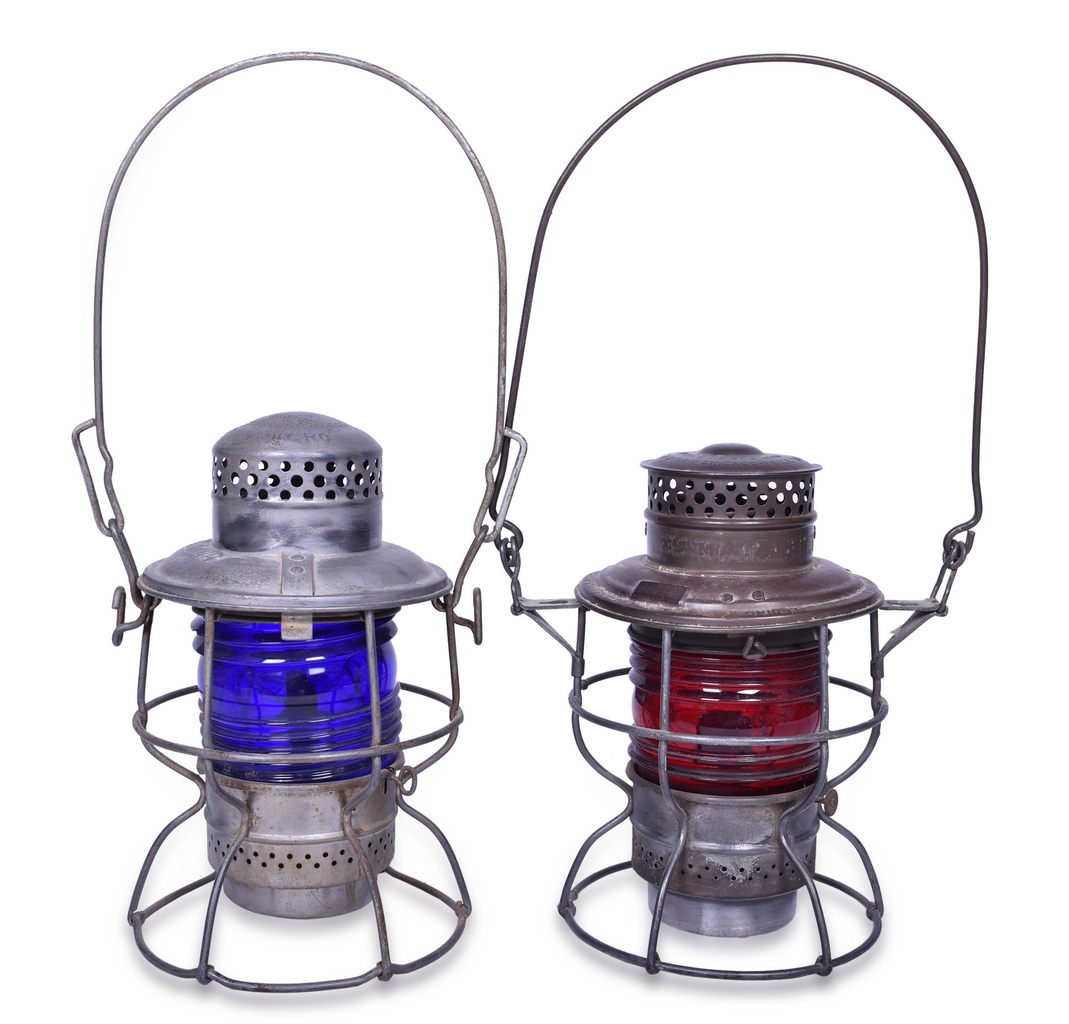 2052 - Canadian National and Gulf Mobile and Ohio Railroad Adlake Kero Lanterns w/ Fresnel Globes thumbnail