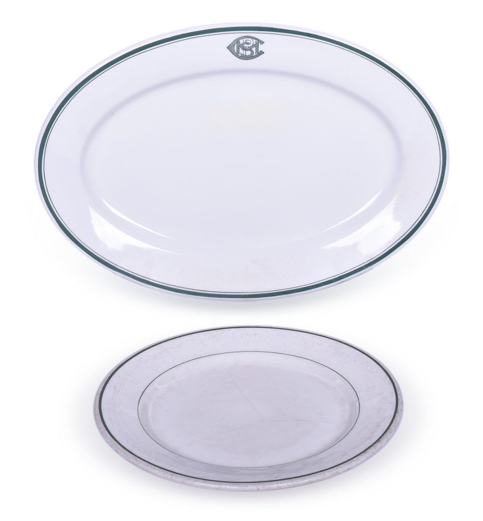 3017 - Chicago, Milwaukee & Puget Sound Railroad China Oval Platter and Milwaukee Road Worchester Plate thumbnail