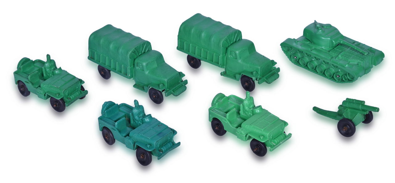 3548 - Seven Auburn Rubber Green Military Army Toys - 654 Jeep, 650 Tank, 656 Truck, and WWII Howitzer Field Artillery thumbnail