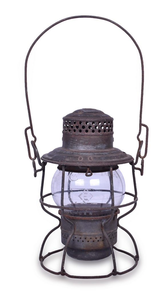 3084 - Erie Railroad Adams & Westlake Kero Lantern w/ Clear Etched Globe thumbnail