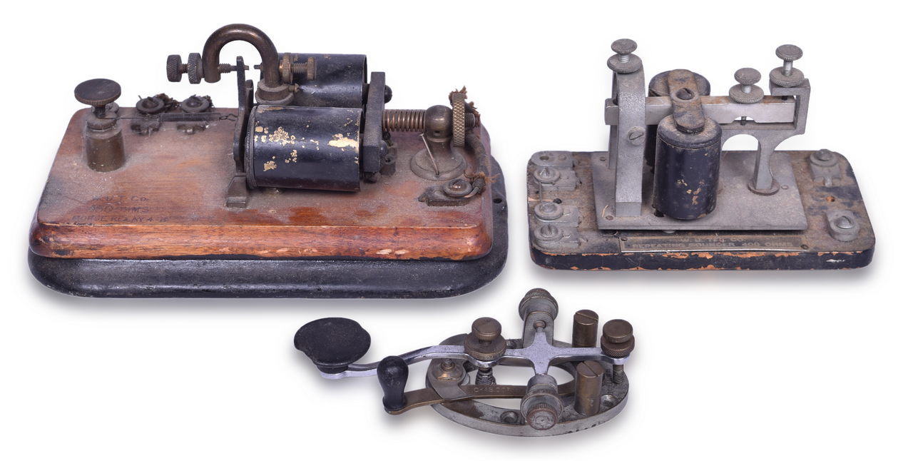 3158 - Western Union Telegraph Key and Sounder Group thumbnail