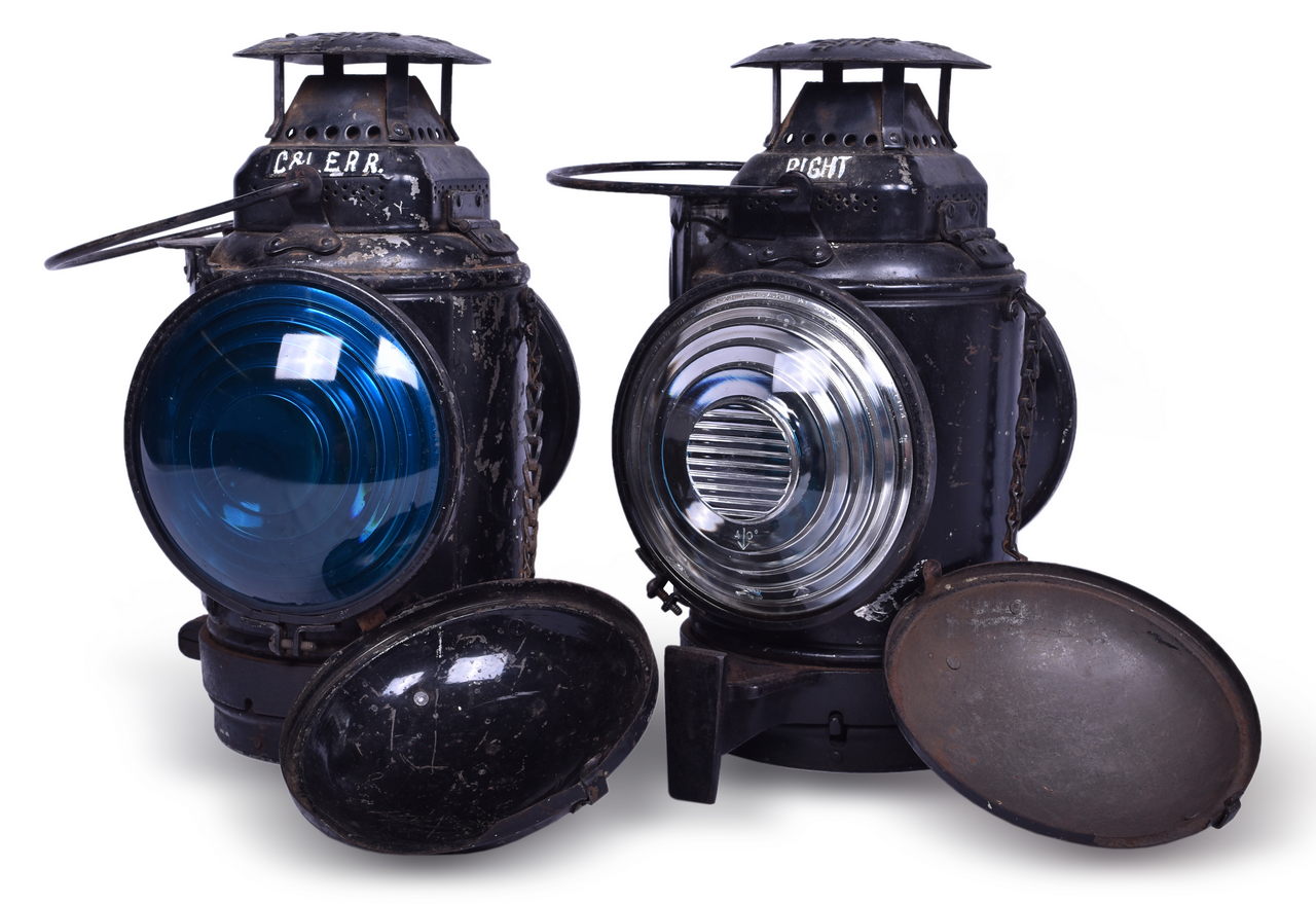 3180 - Matched PAIR of Cincinnati and Lake Erie Railroad Adams & Westlake Marker Lamps thumbnail