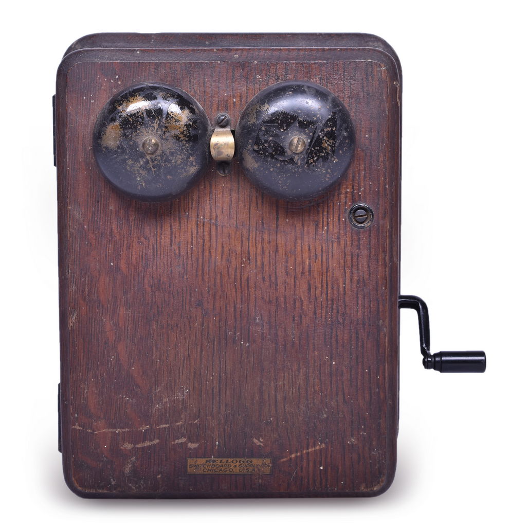 3215 - Kellogg Wooden Oak Hand Crank Wall Telephone Ringer Box thumbnail