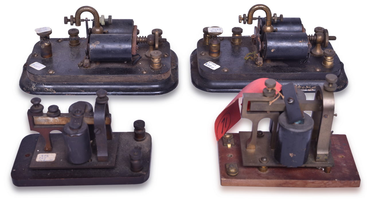 3217 - Four Railroad Telegraph Sounders - Signal Electric Relay 150 Ohms and Western Union JH Bunnell 30 Ohms thumbnail