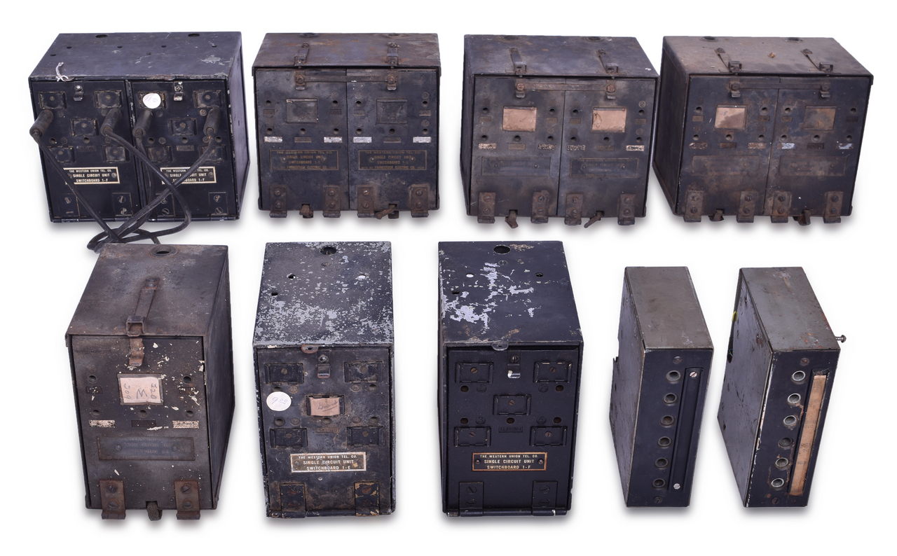 3227 - Eleven Western Union Single Circuit Unit Switchboards 1-F and Two Plug Units thumbnail