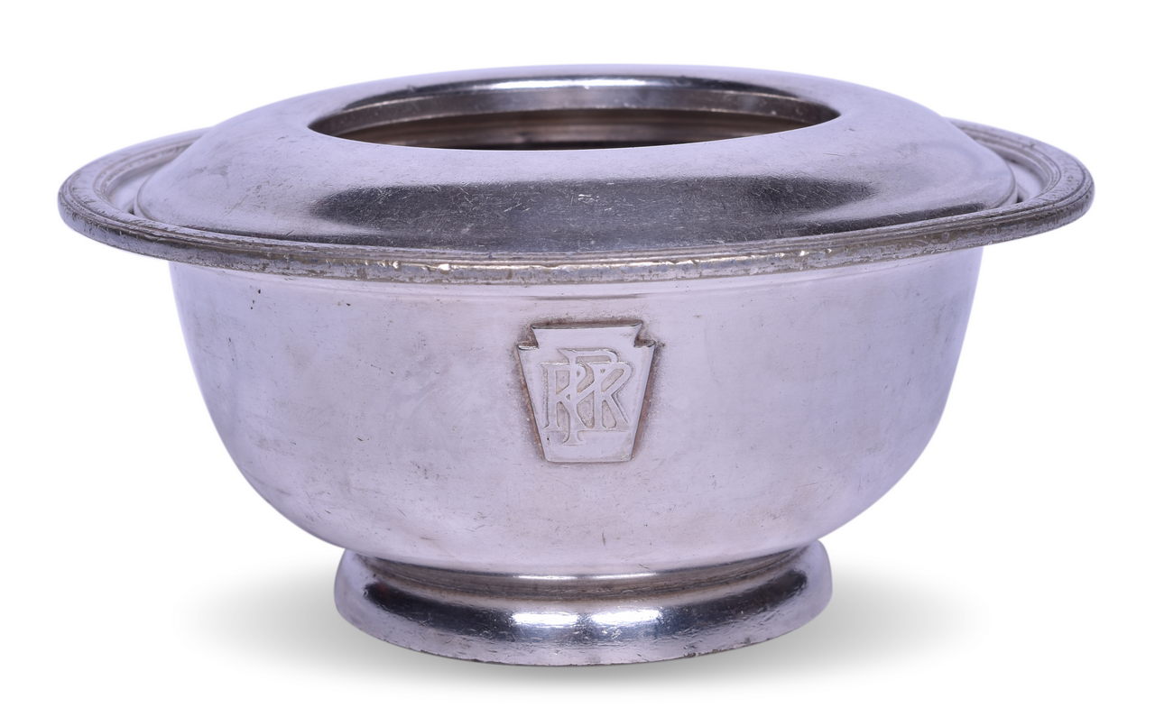3251 - International Silver Pennsylvania Railroad 20 Oz Footed Bowl and Supreme Ring Collar thumbnail