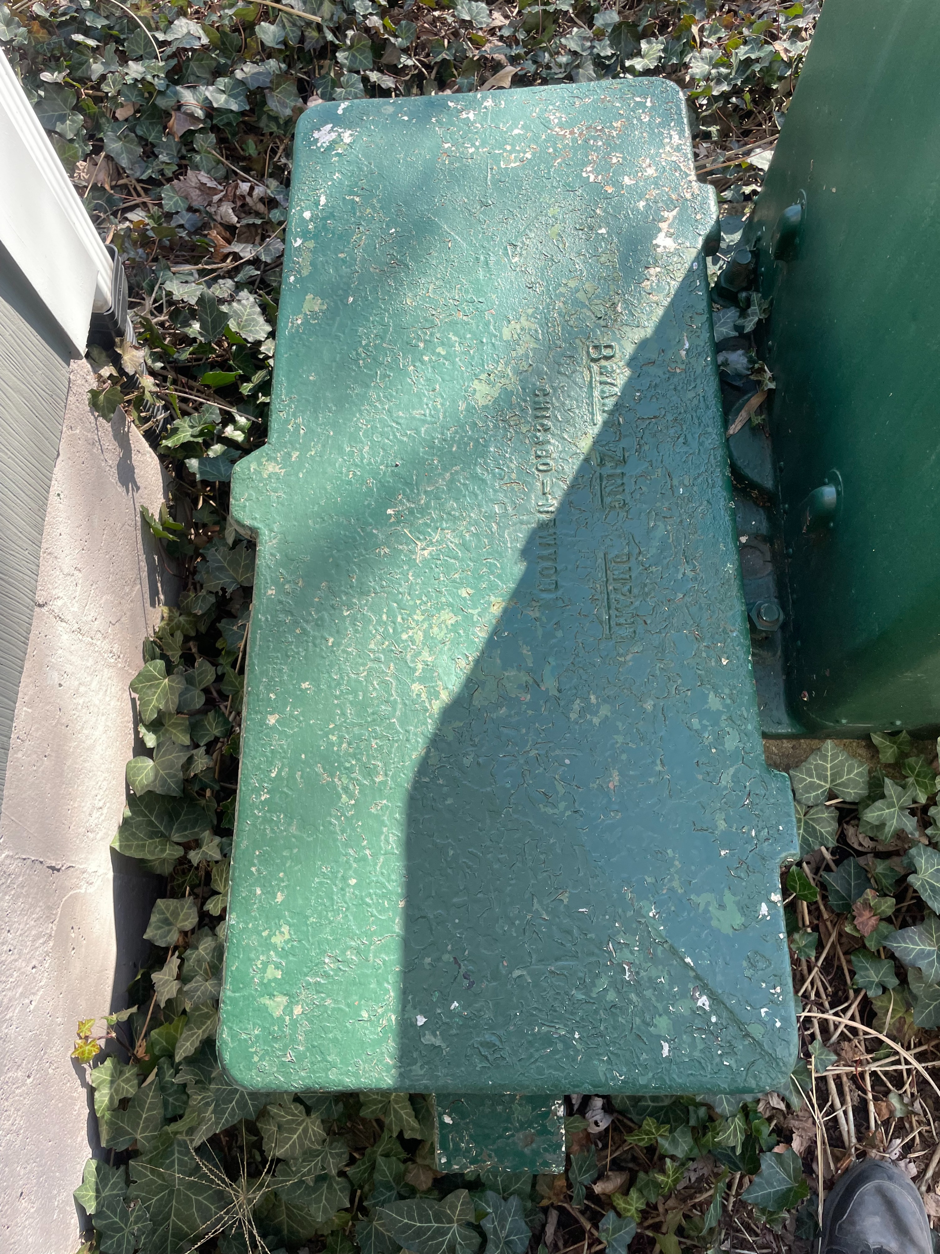 3298 - Bryant Zinc Railroad Relay / Battery Case thumbnail