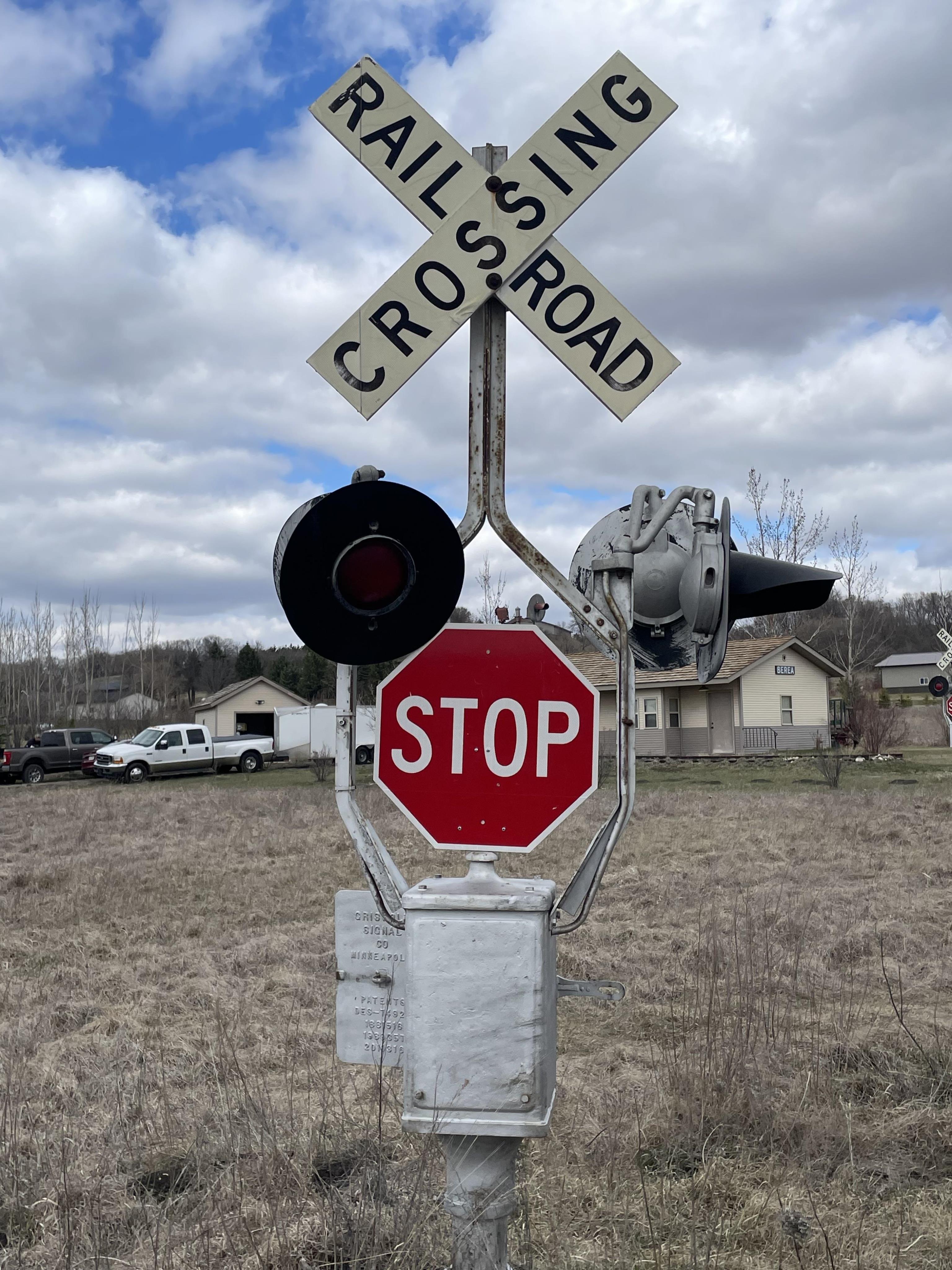 4574 - Griswold Rotating Stop Banner Railroad Crossing Signal thumbnail