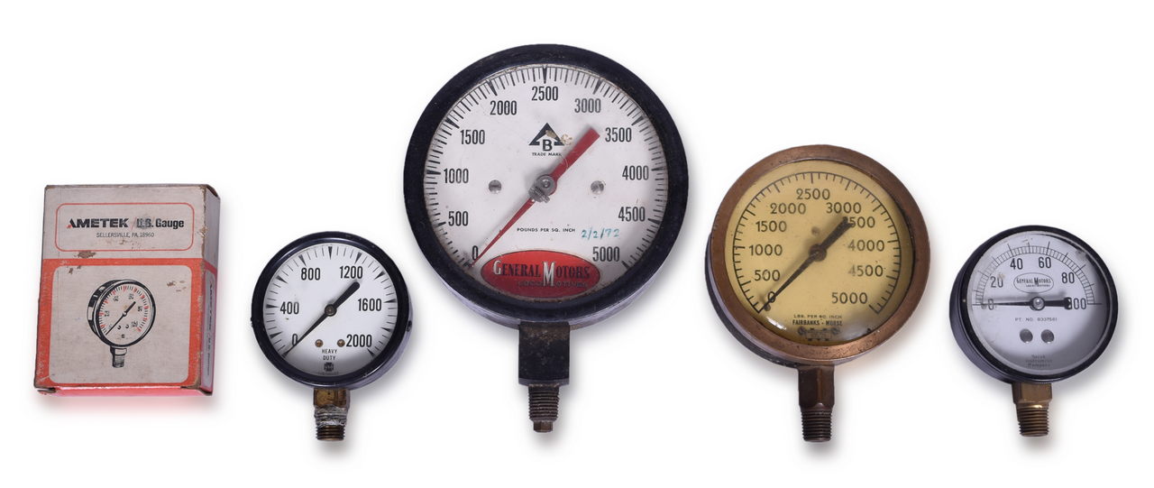 4412 - Four Diesel Locomotive Gauges General Motors - Electro-Motive Division and Fairbanks Morse thumbnail