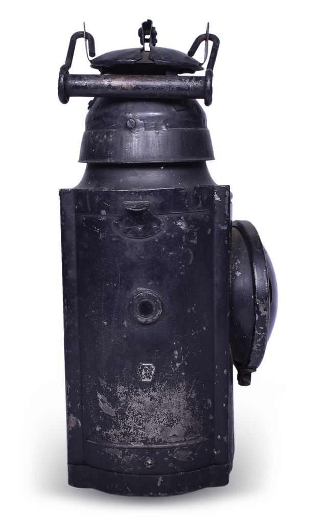 4450 - Pennsylvania Railroad Crossing Gate Lamp thumbnail