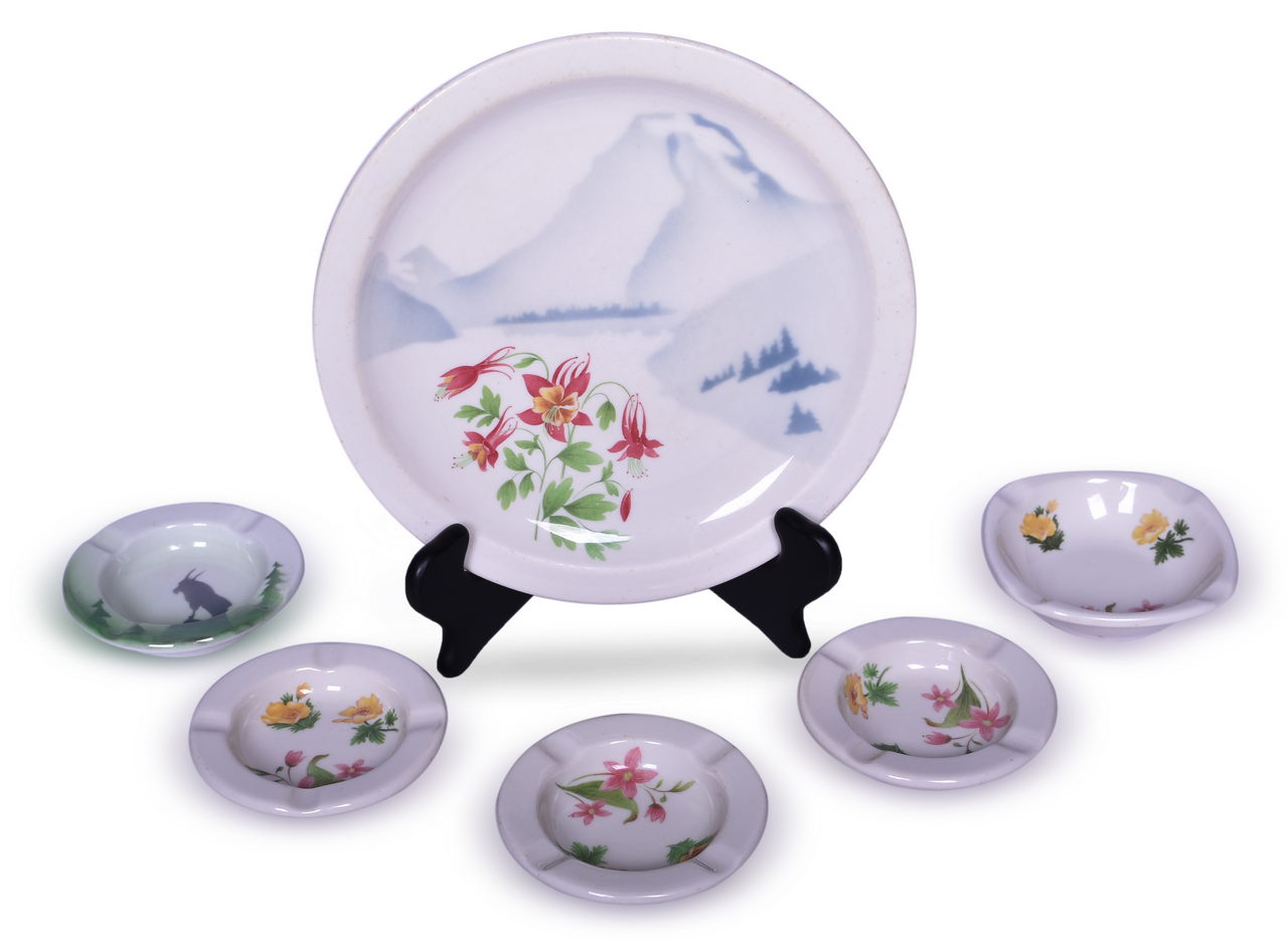 4481 - Six Pieces of Great Northern Railway China - Mountains & Flowers Dinner Plate and Ashtrays thumbnail