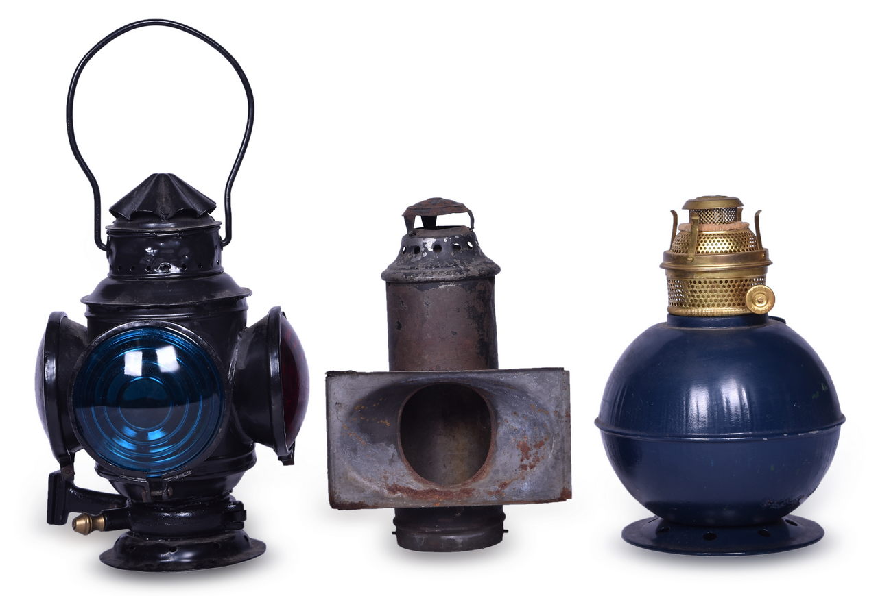 4482 - Three Railroad Related Lamps - Gauge Lamp? Marker Lamp, and Desk Lamp thumbnail