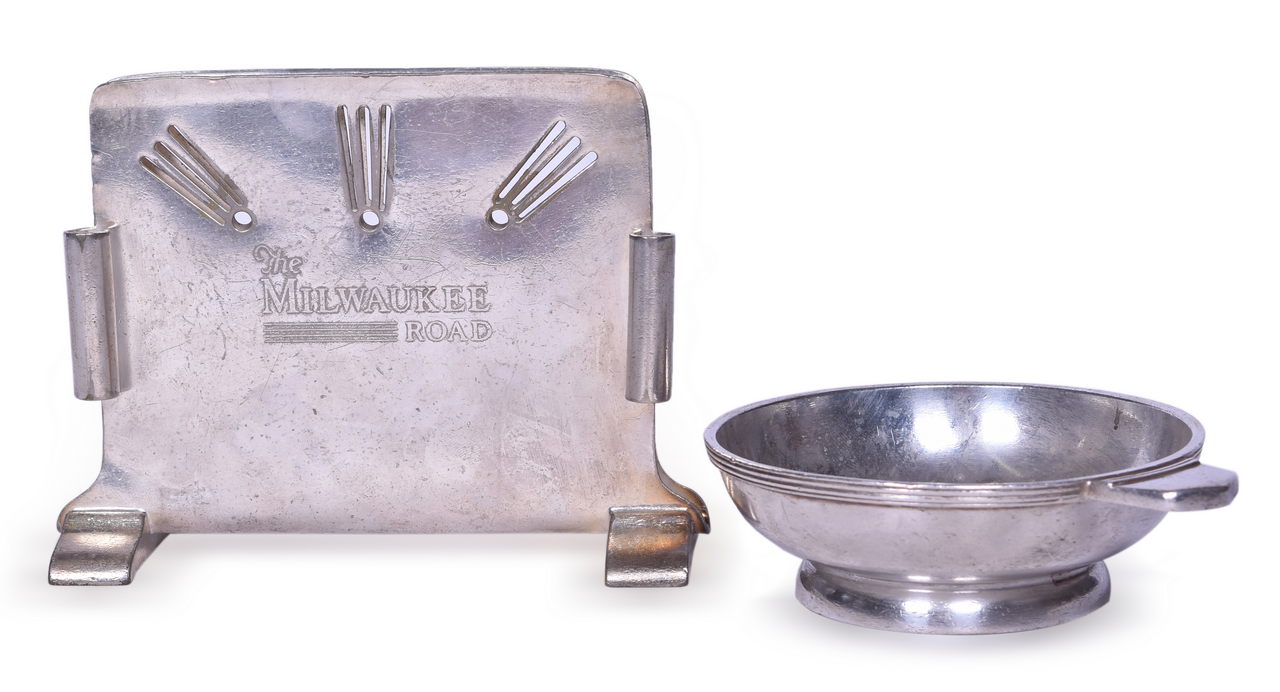 4513 - International Silver Milwaukee Road Menu Holder and Condiment Bowl thumbnail