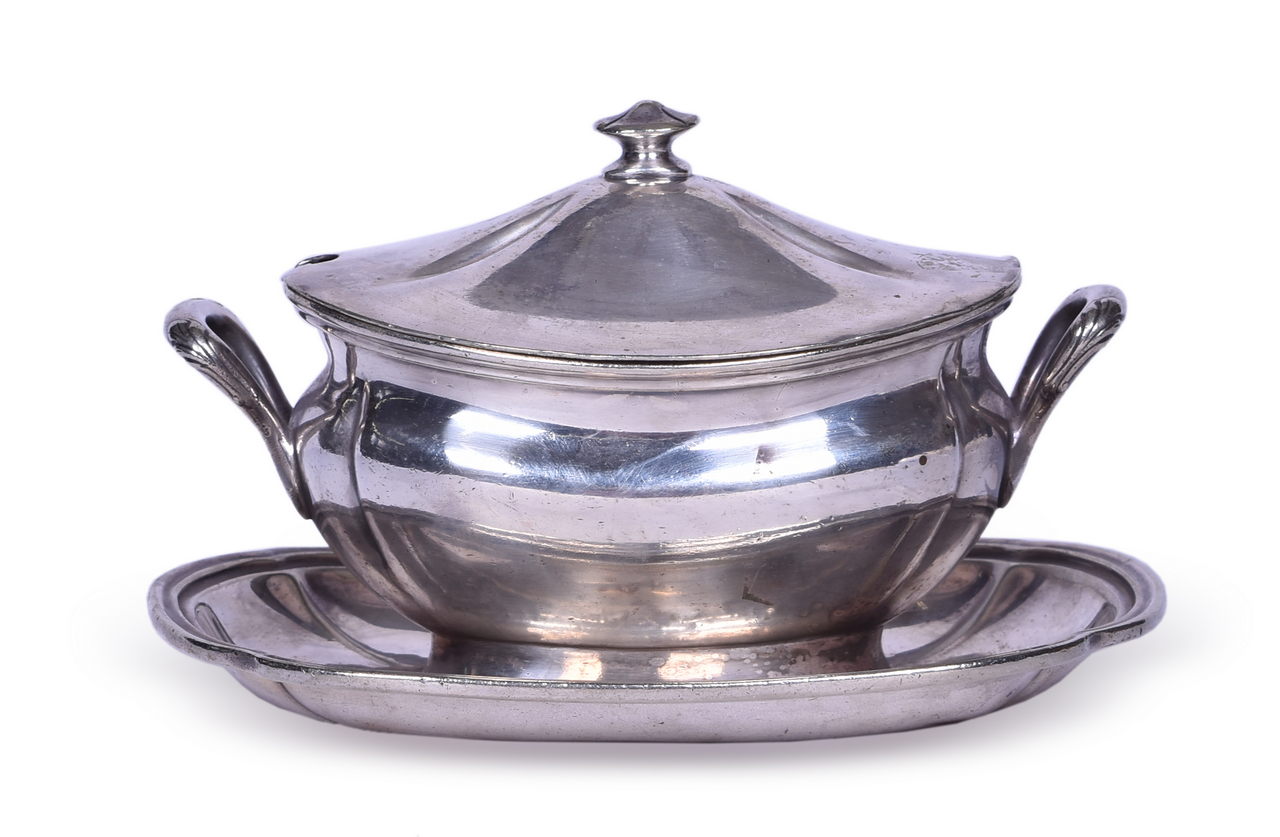 4521 - Reed & Barton Michigan Central Railroad Silver Soup Tureen With Attached Underliner thumbnail