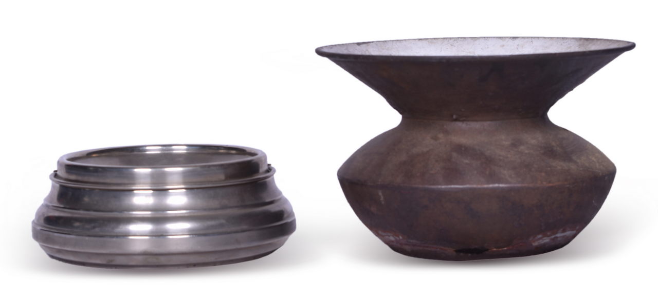 4532 - Pair of Railroad Spittoons / Cuspidors - Norfolk and Western and Pullman Palace thumbnail